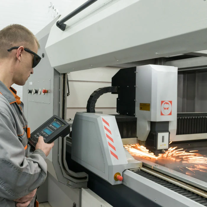 Curso de torno CNC y fresadora CNC en taller de INSOFT NC